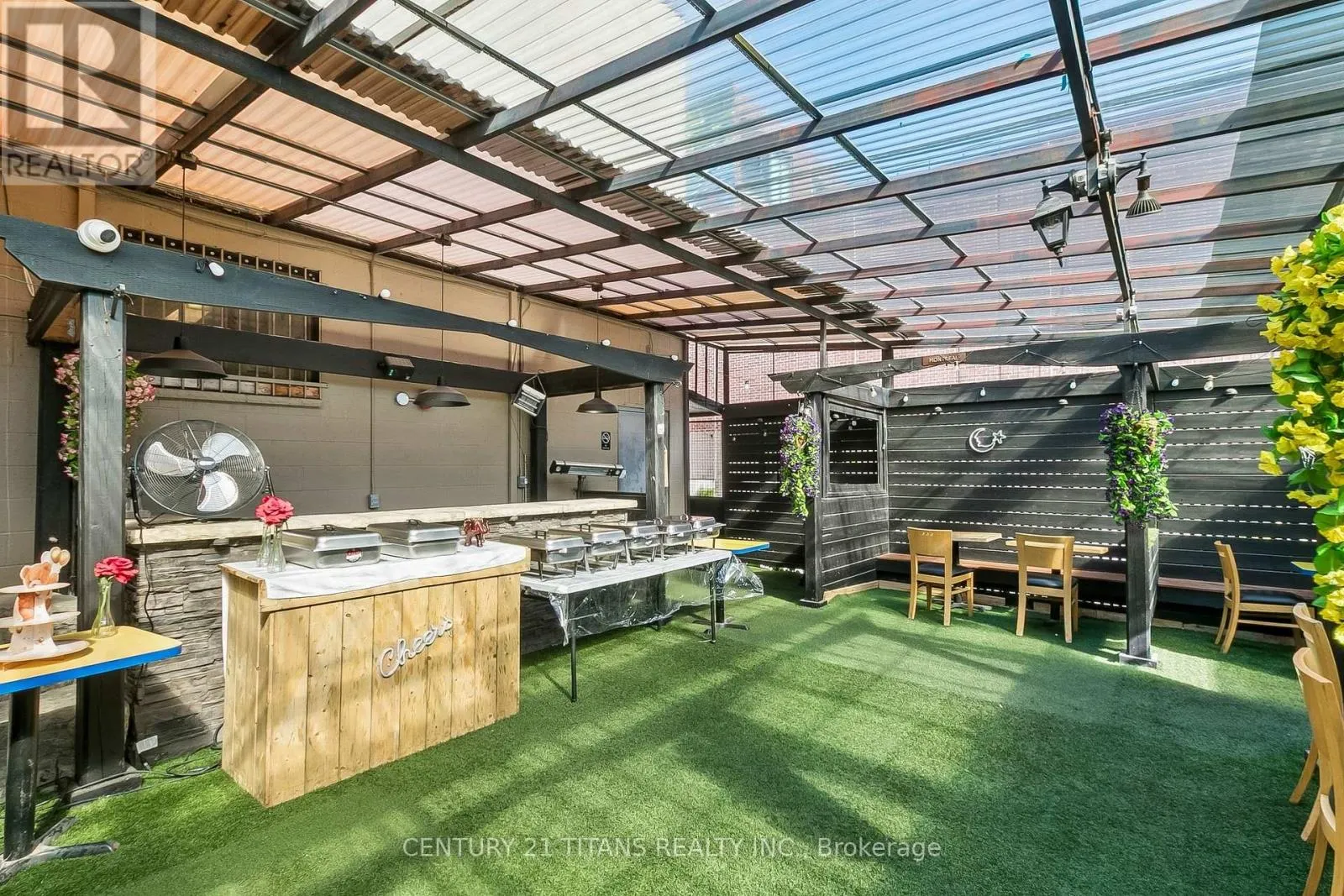 227 BROCK STREET S