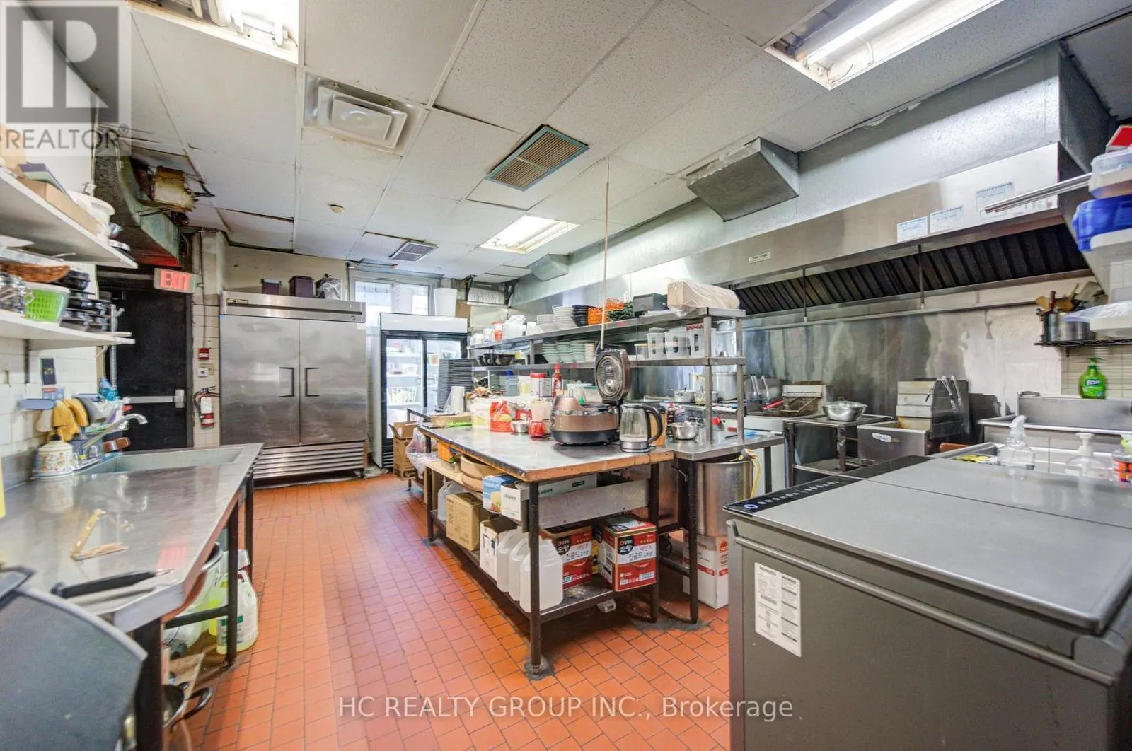 107 BROCK STREET S