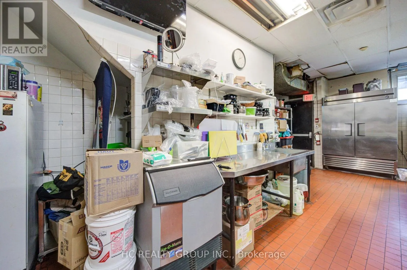 107 BROCK STREET S
