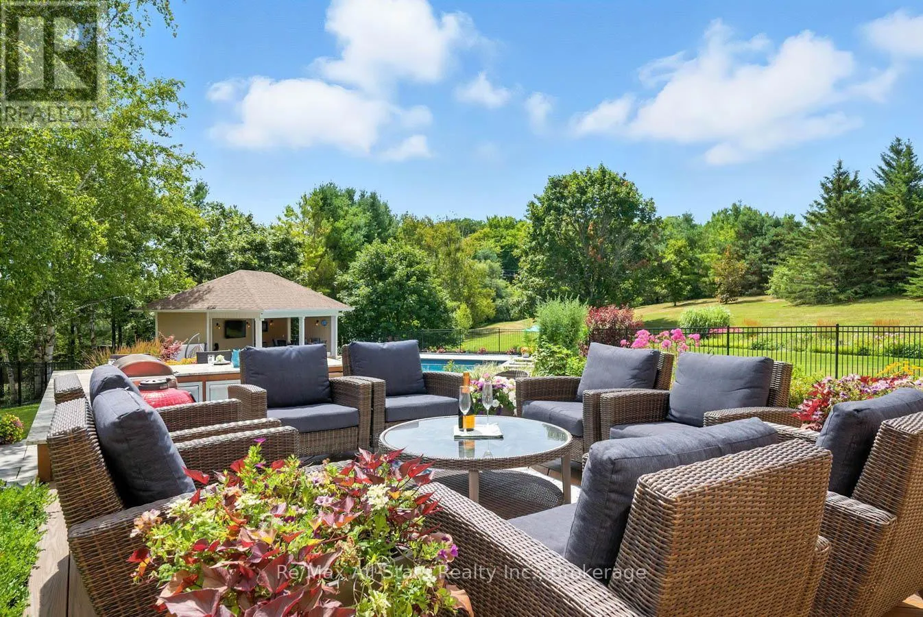 136 WINTERGREEN COURT
