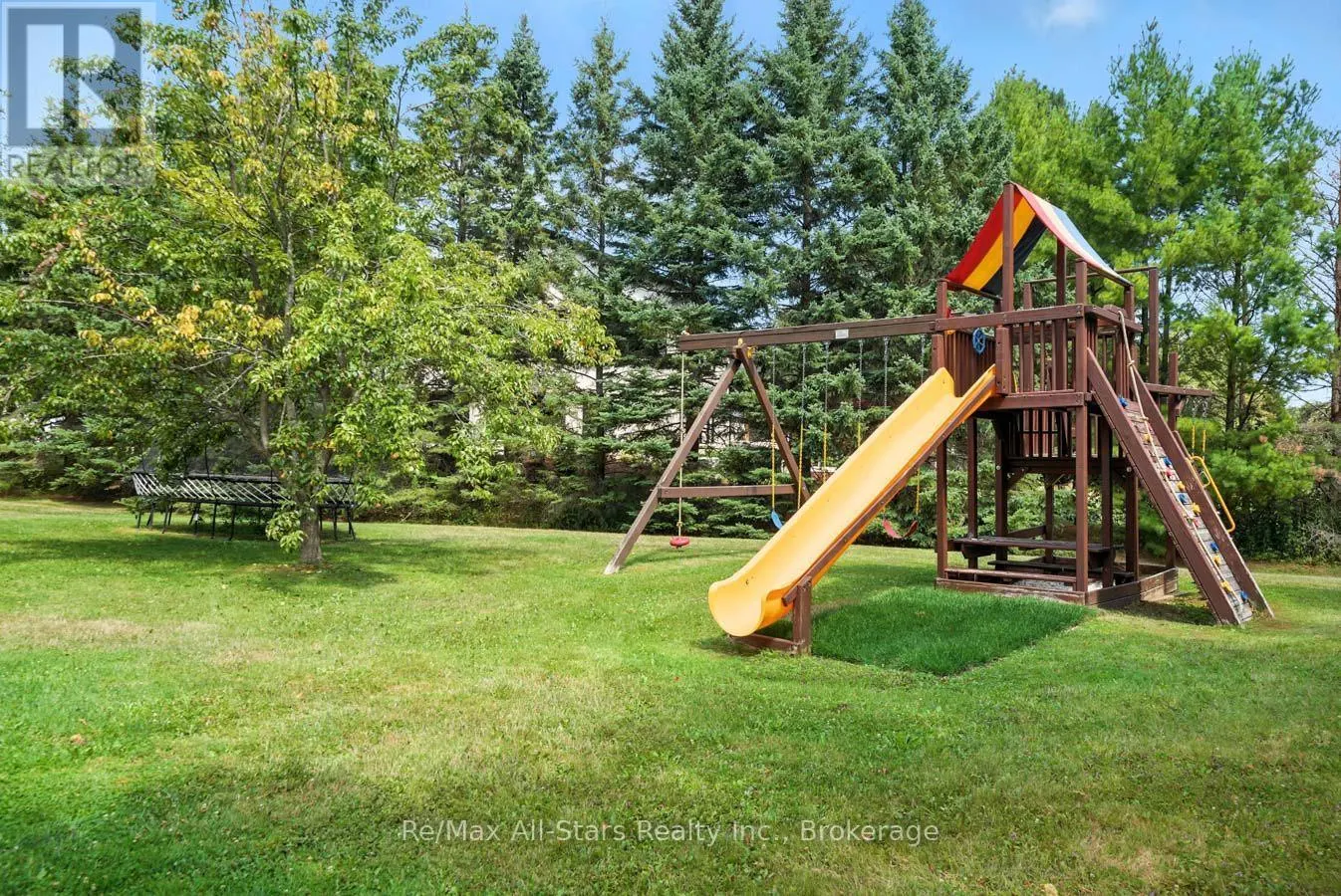 136 WINTERGREEN COURT