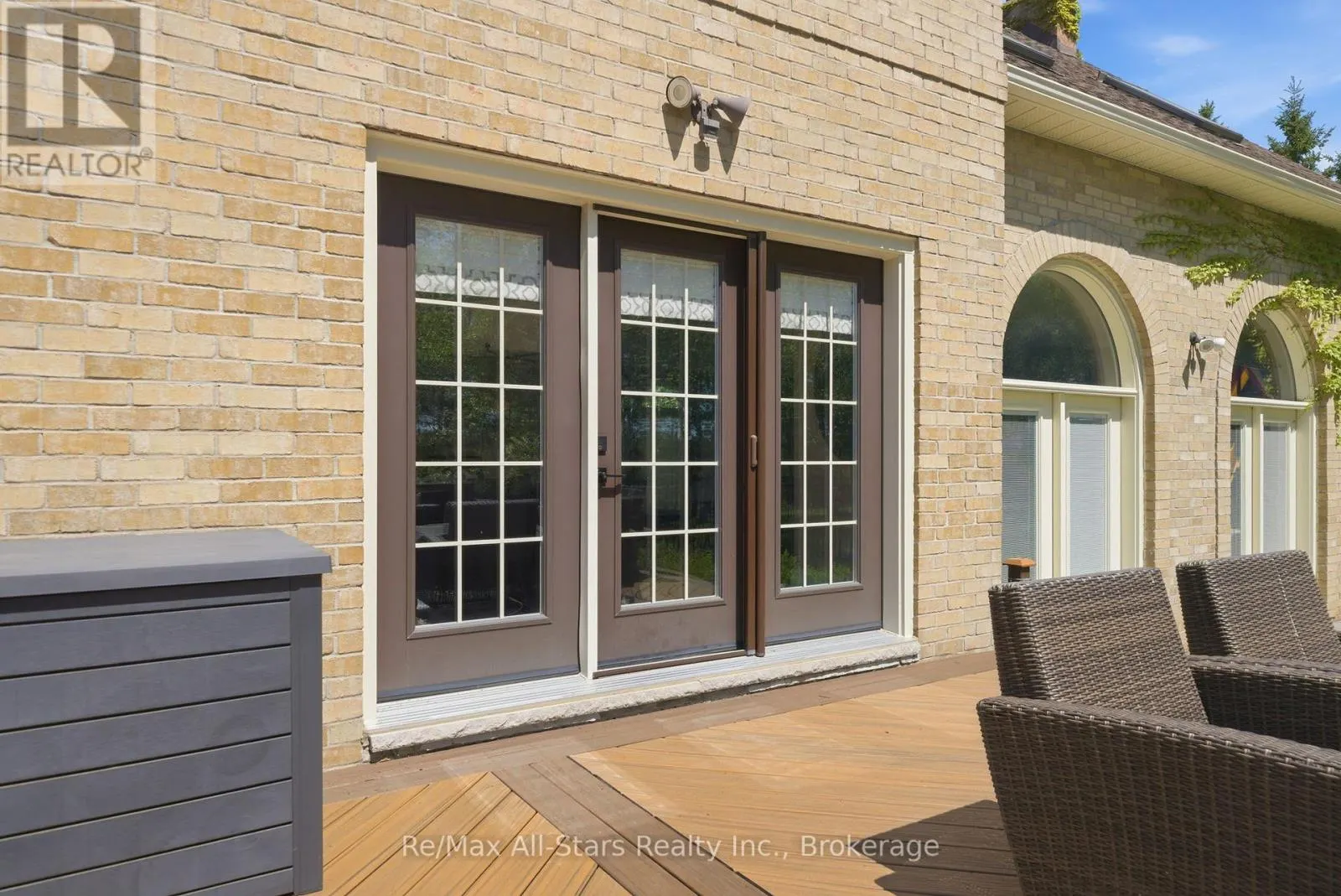 136 WINTERGREEN COURT