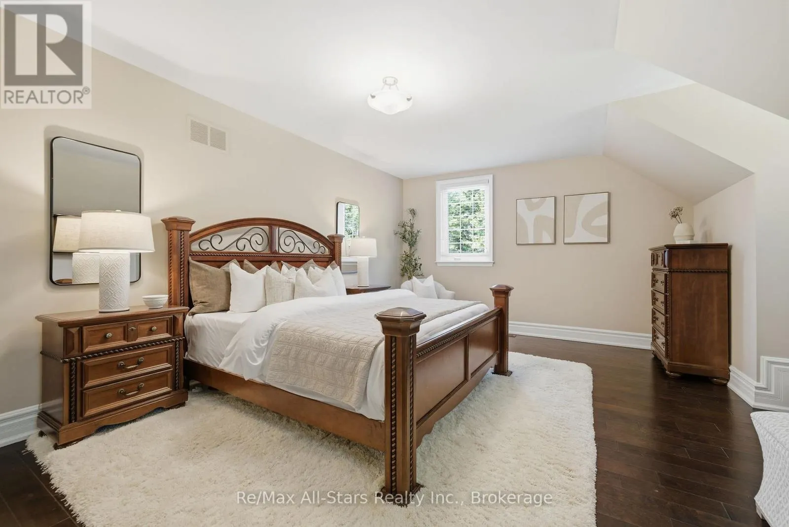 136 WINTERGREEN COURT