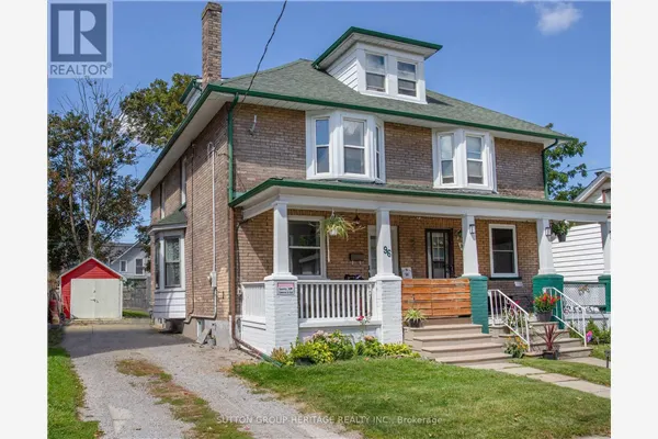 96 AGNES STREET
