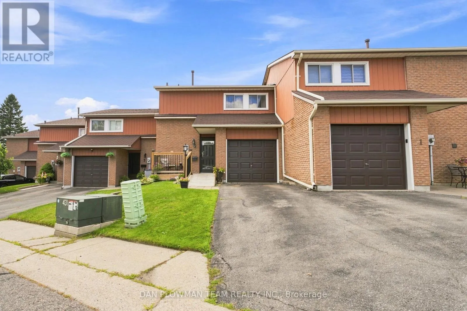 2 - 72 MARTIN ROAD