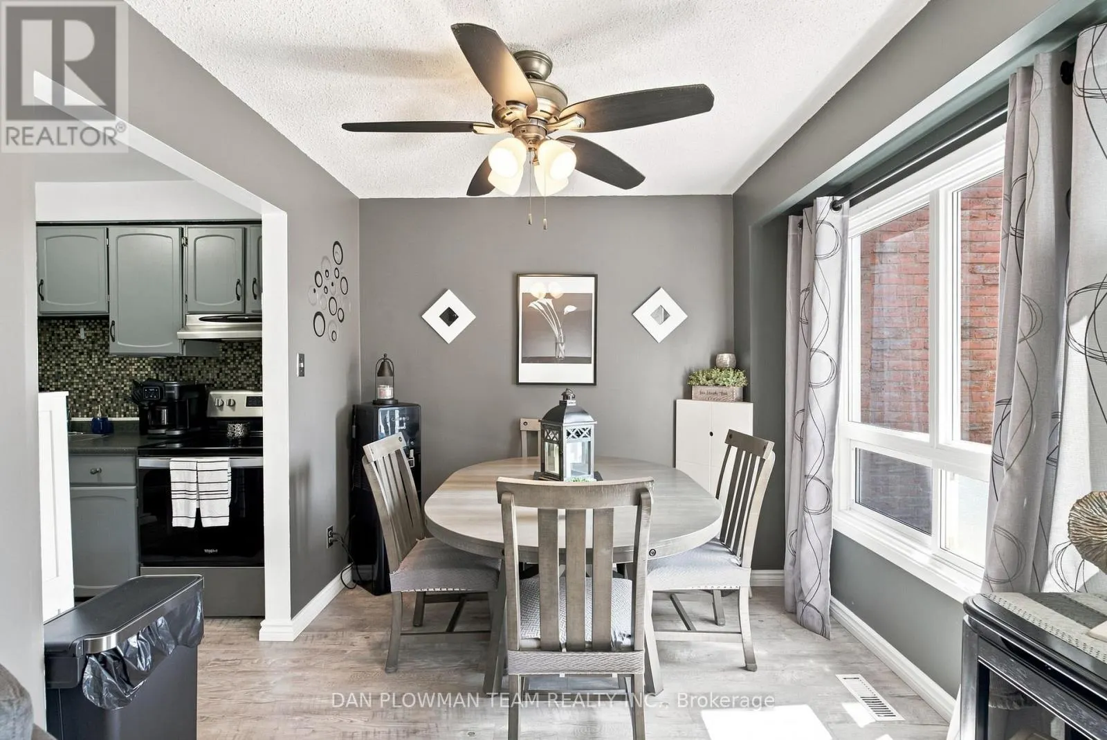 2 - 72 MARTIN ROAD