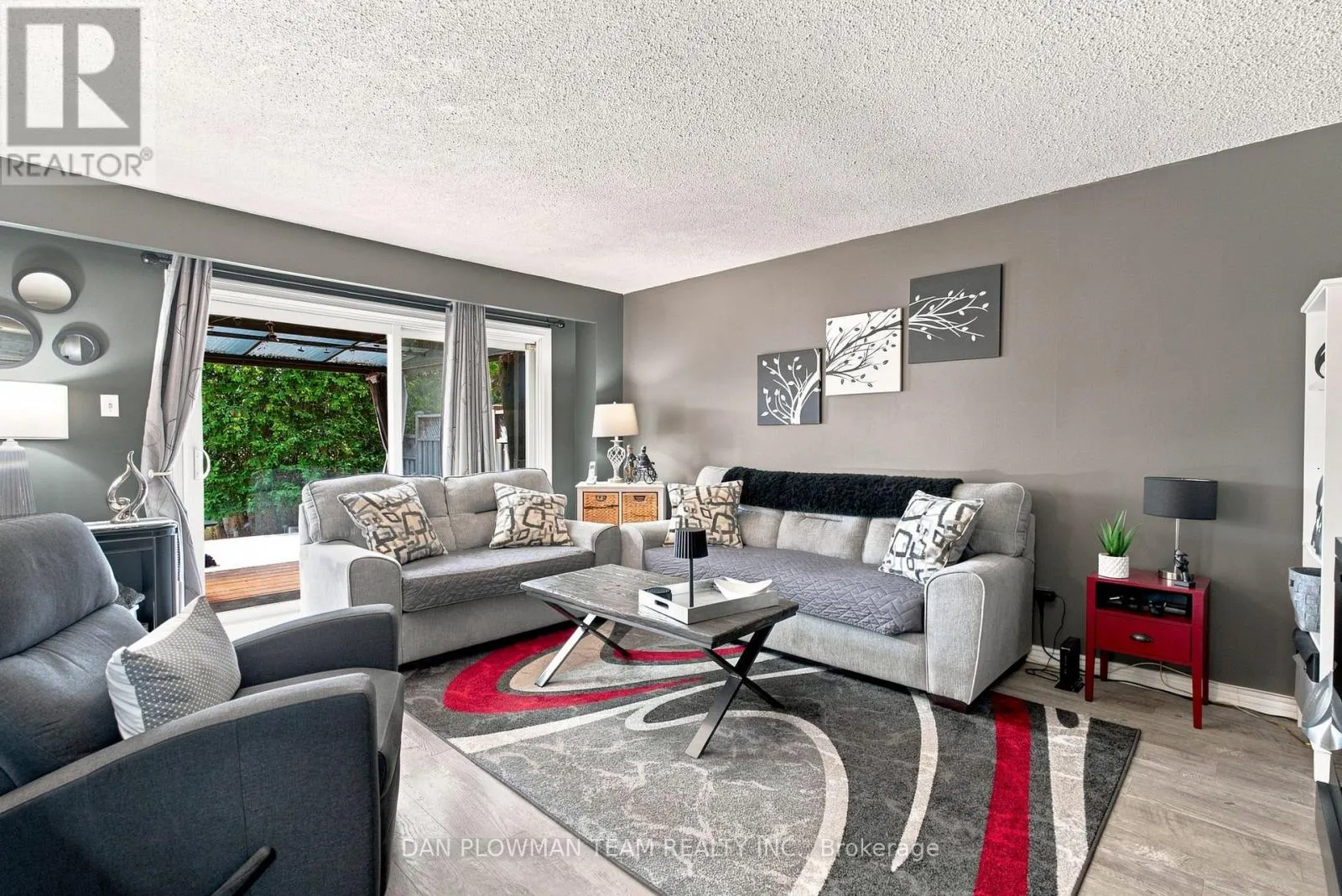 2 - 72 MARTIN ROAD