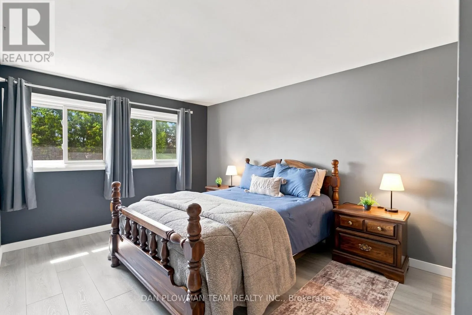 2 - 72 MARTIN ROAD