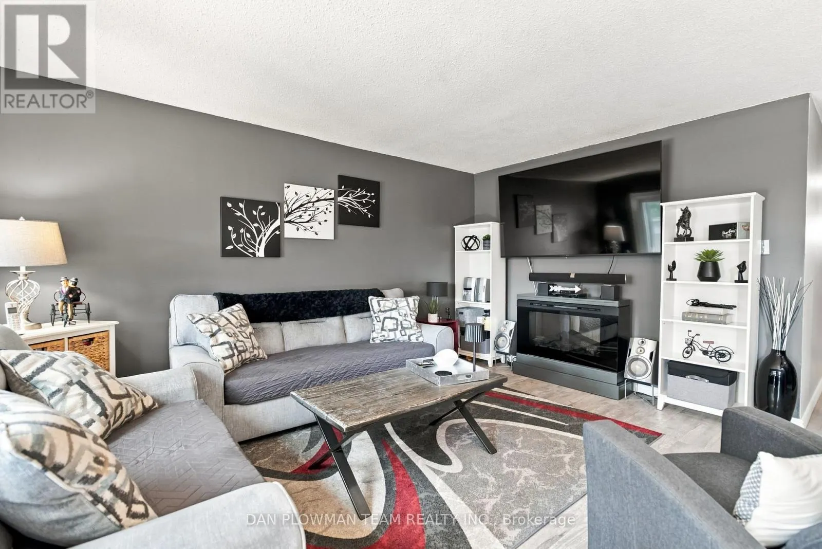 2 - 72 MARTIN ROAD