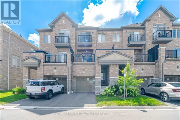 3 KINGFISHER WAY