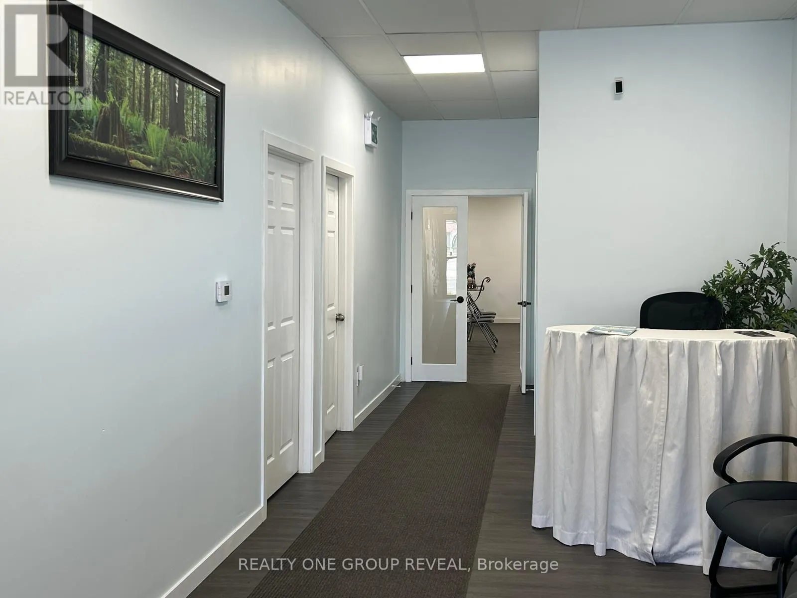 524 SIMCOE STREET S