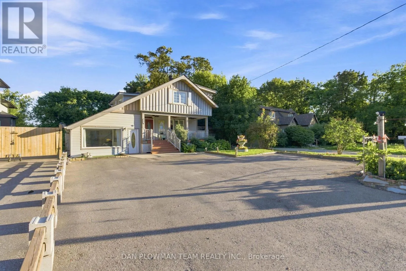 519 KINGSTON ROAD W