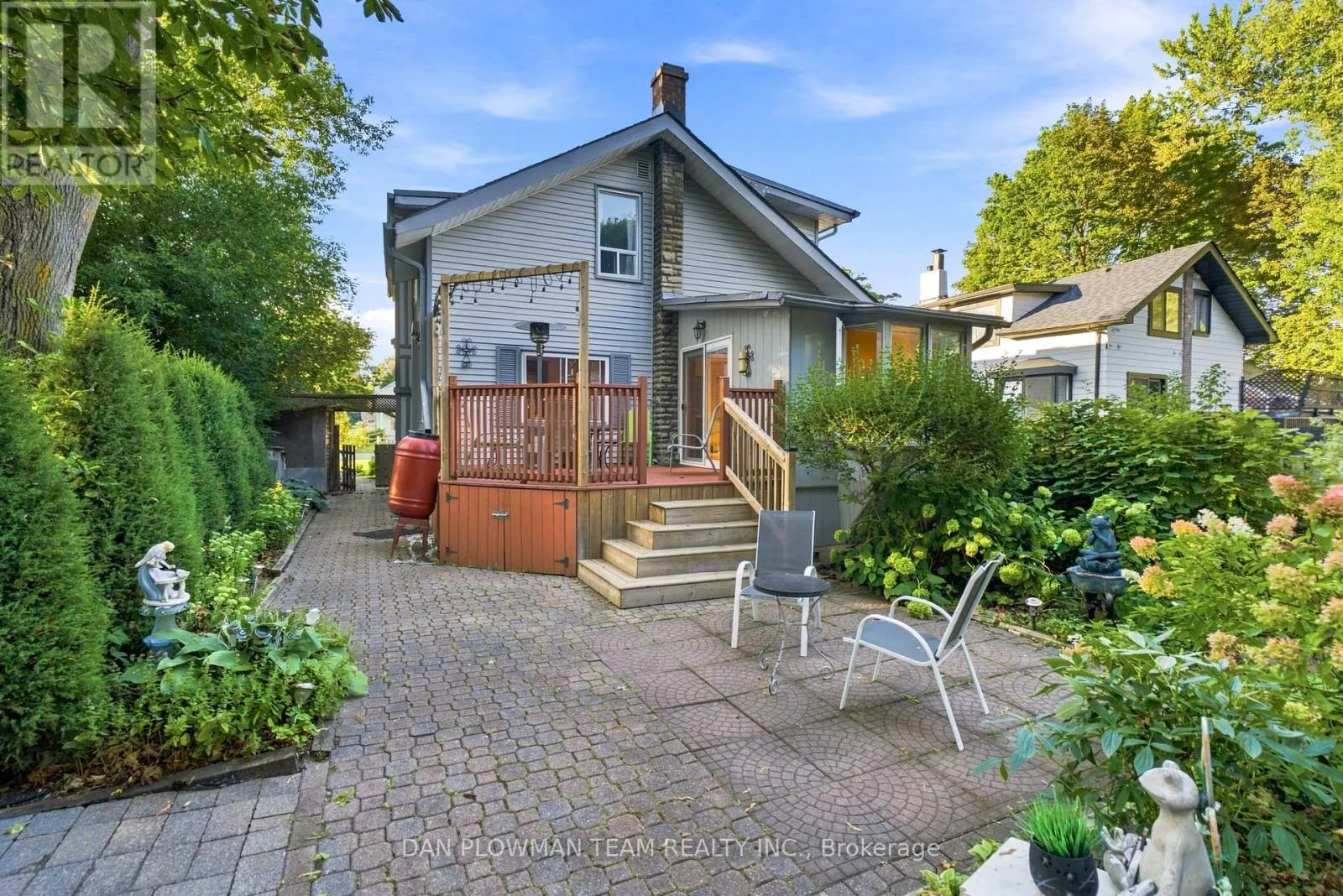 519 KINGSTON ROAD W