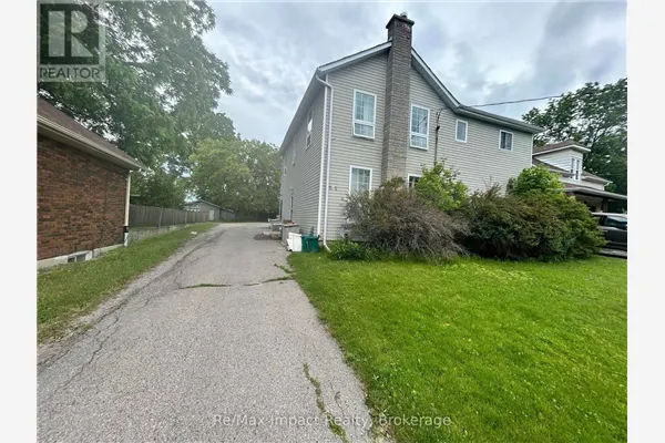 292 WILLIAM STREET E