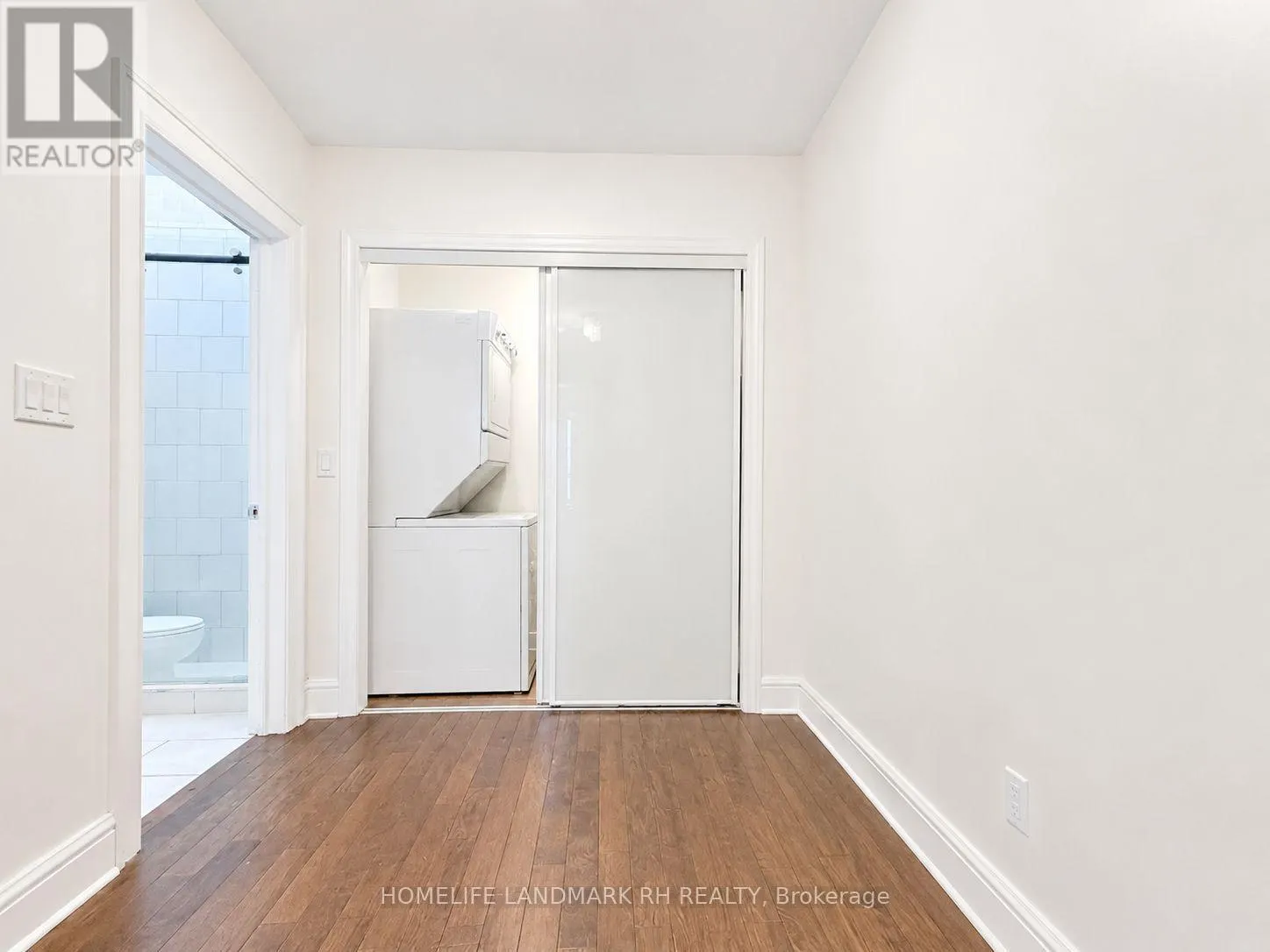 103 -107 BROCK STREET S