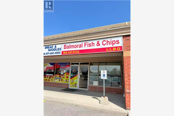 8 - 250 BAYLY STREET W