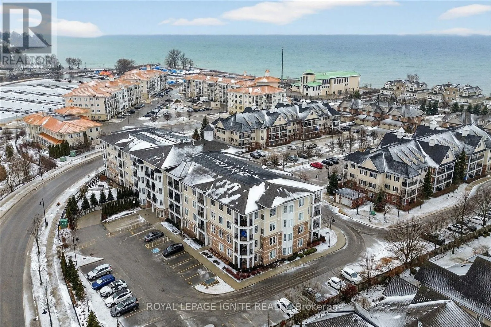 301 - 65 SHIPWAY AVENUE