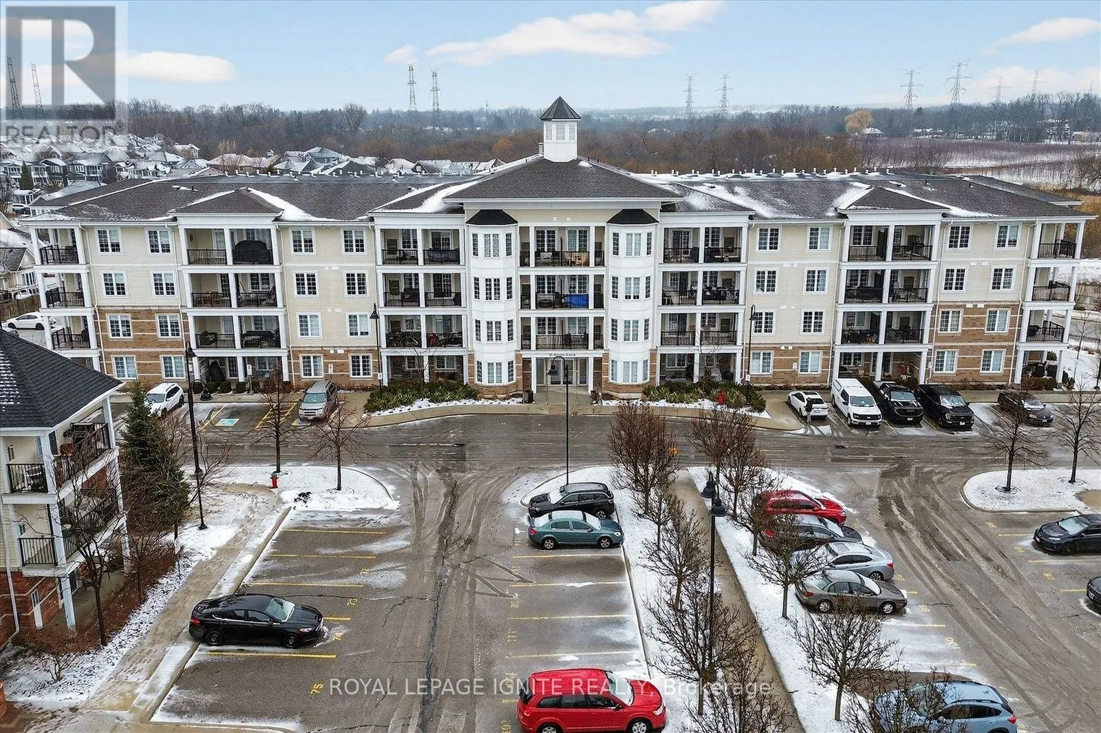 301 - 65 SHIPWAY AVENUE