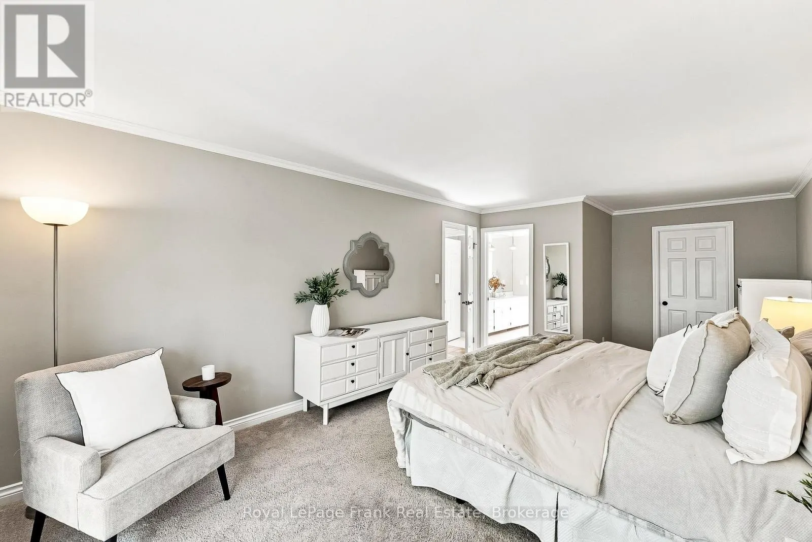 2407 ASHBRIDGE ROAD