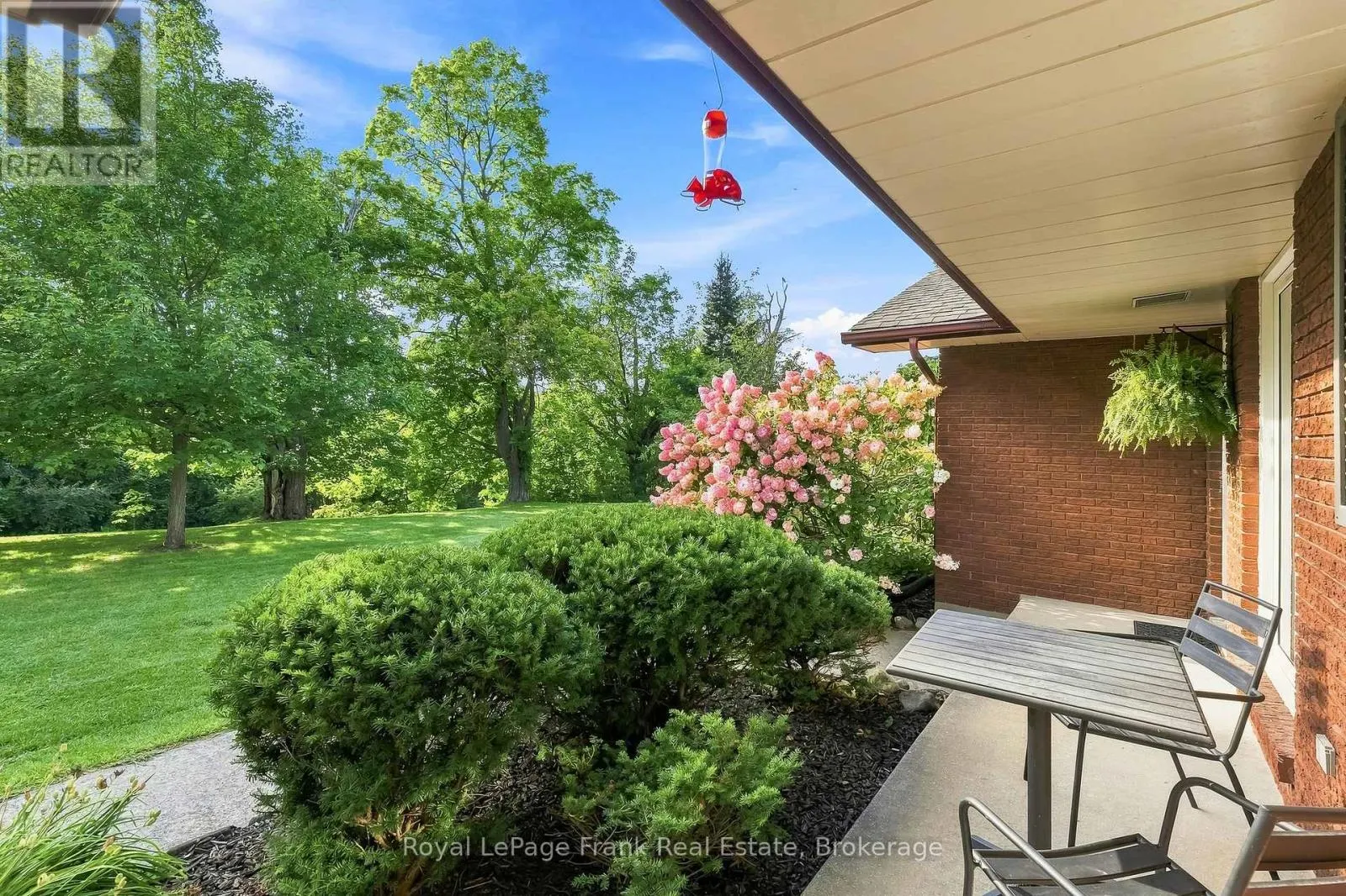 2407 ASHBRIDGE ROAD