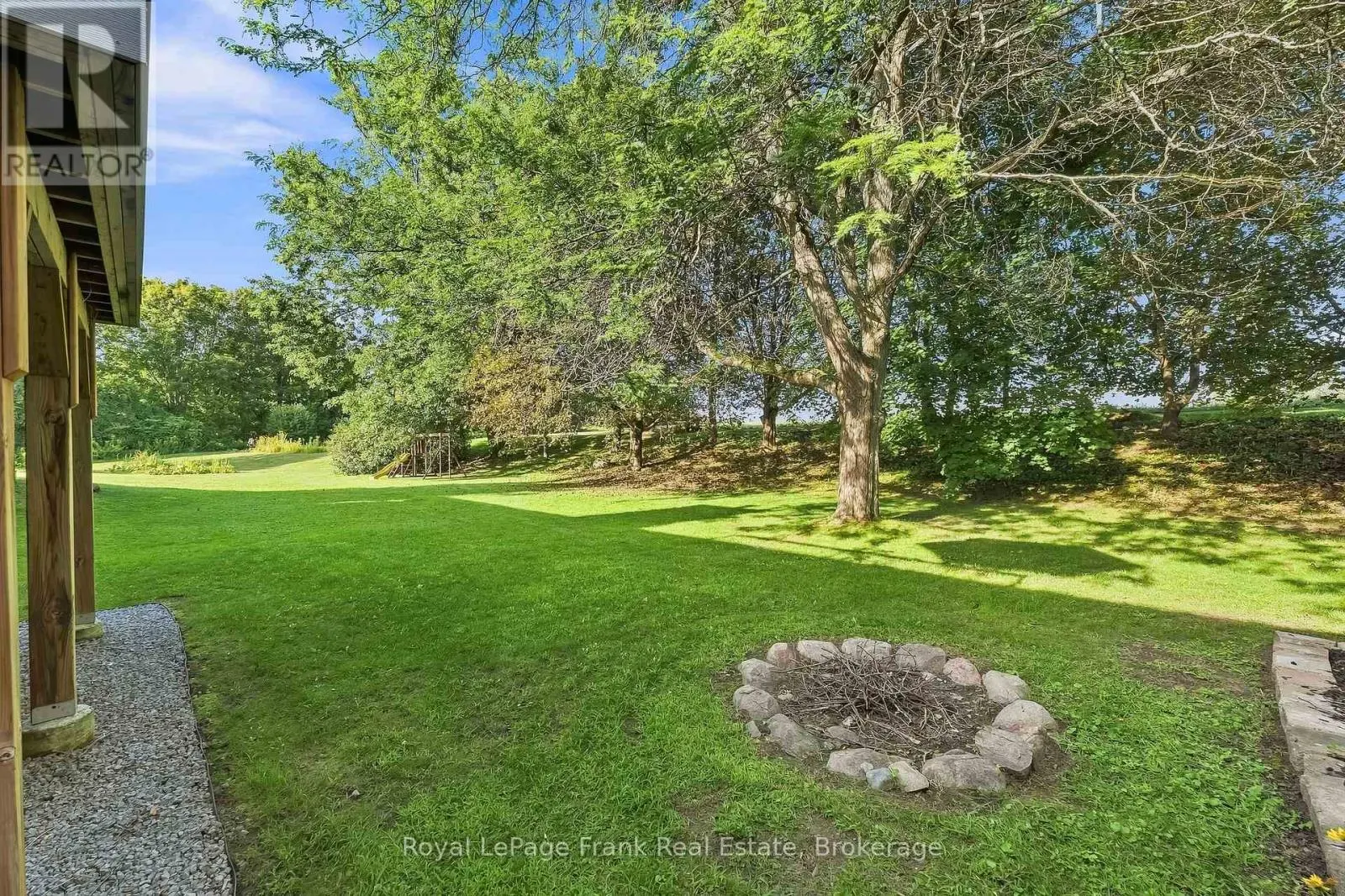 2407 ASHBRIDGE ROAD
