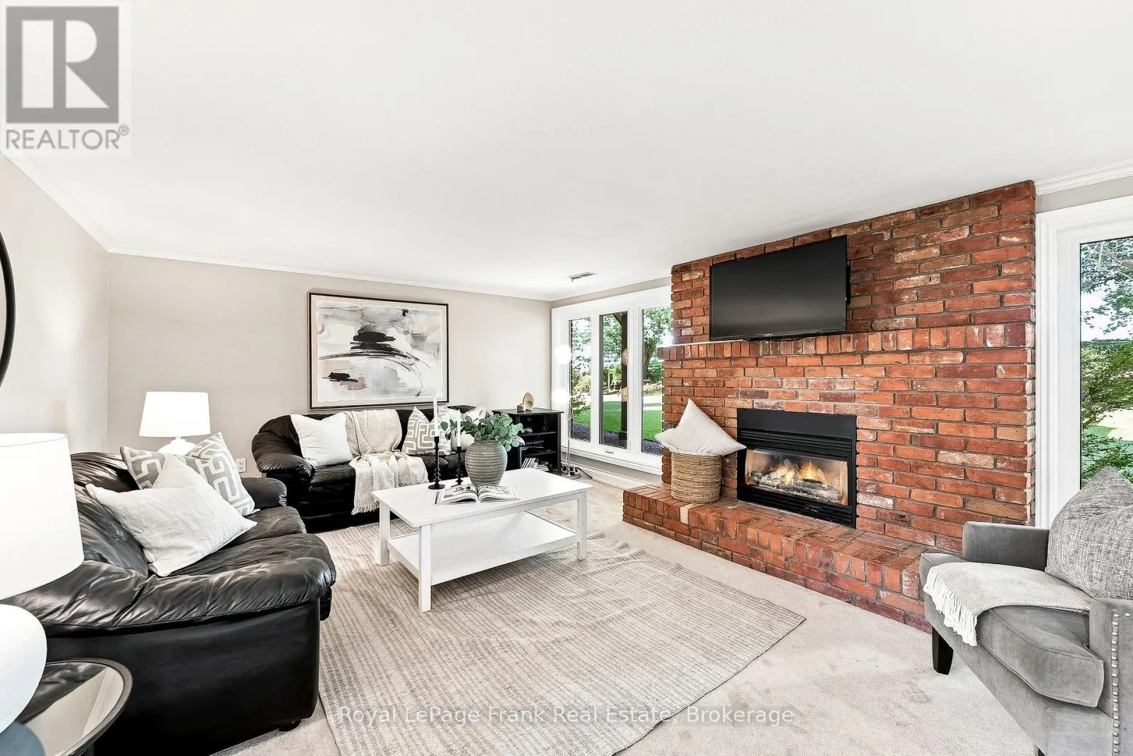 2407 ASHBRIDGE ROAD