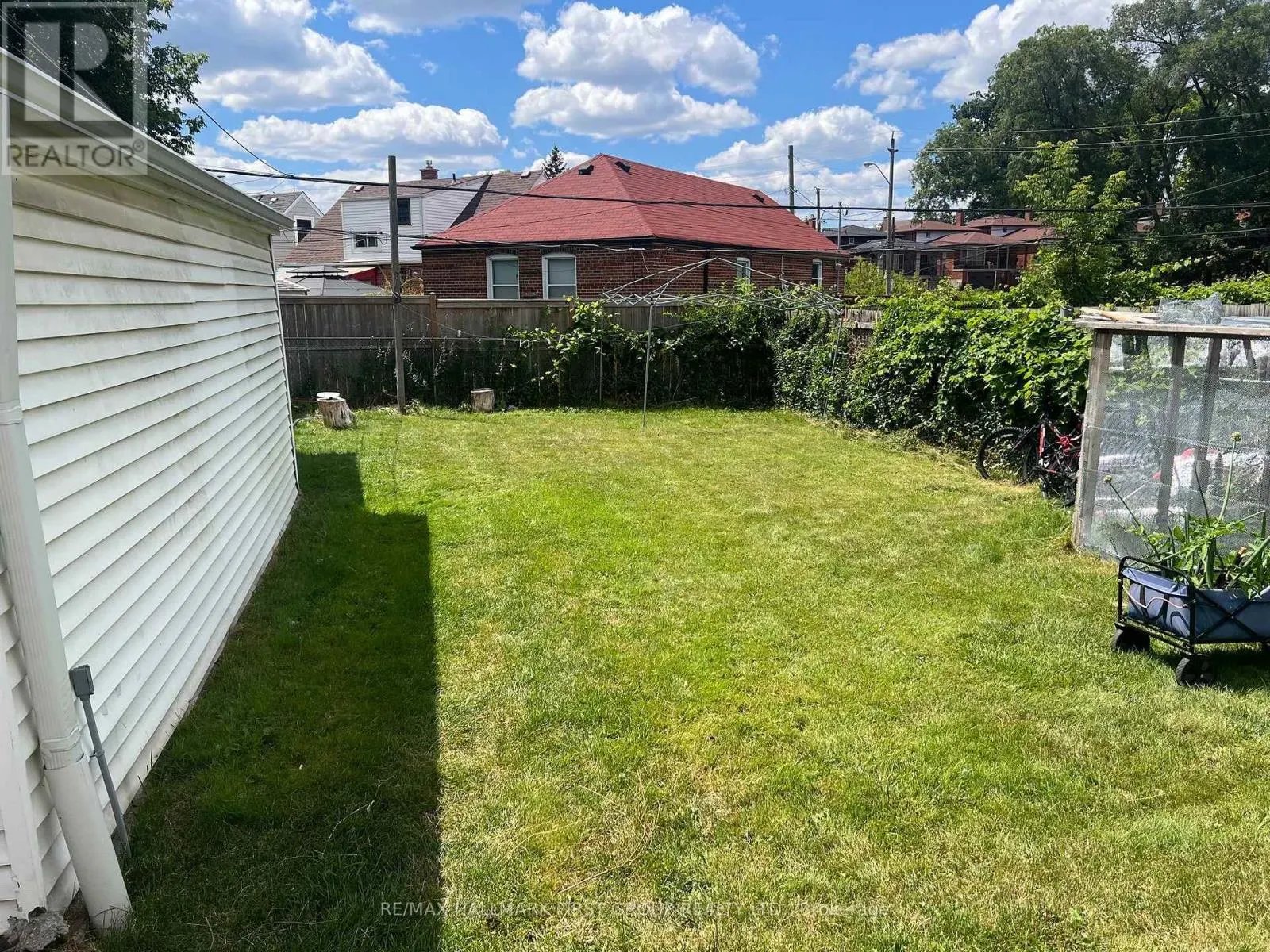 482 WARDEN AVENUE