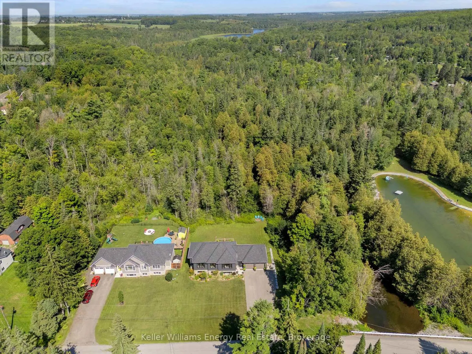 29 WALDWEG DRIVE