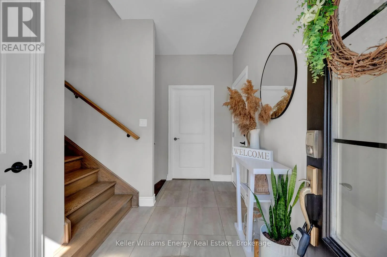 29 WALDWEG DRIVE