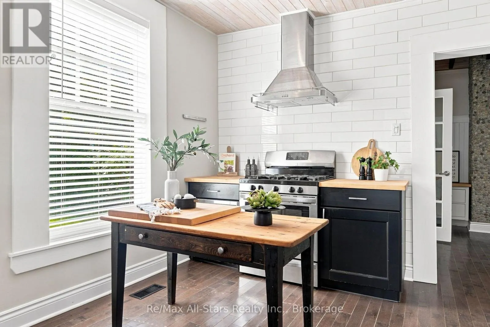 15238 OLD SIMCOE ROAD