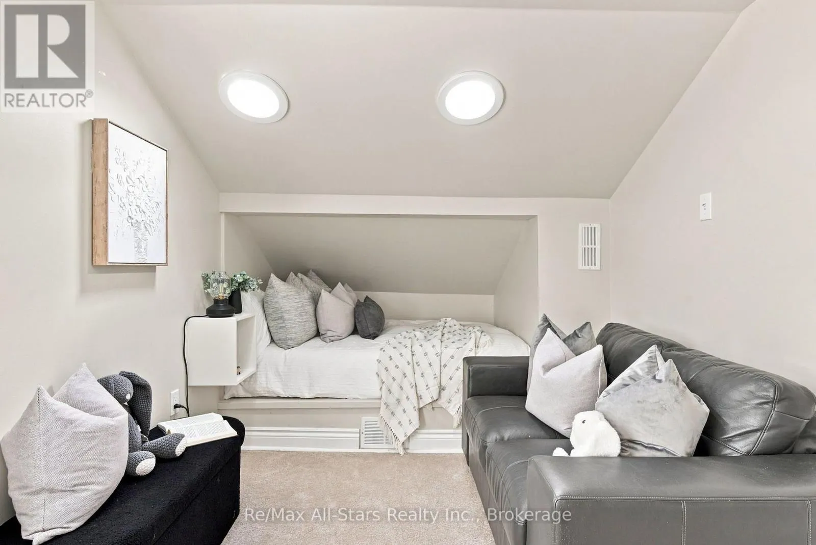 15238 OLD SIMCOE ROAD