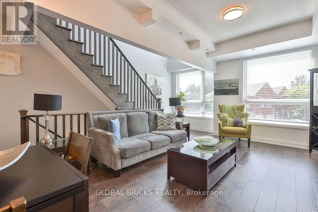 #38 - 1870 ALTONA ROAD