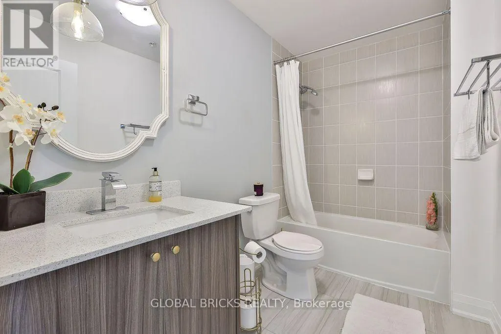 #38 - 1870 ALTONA ROAD