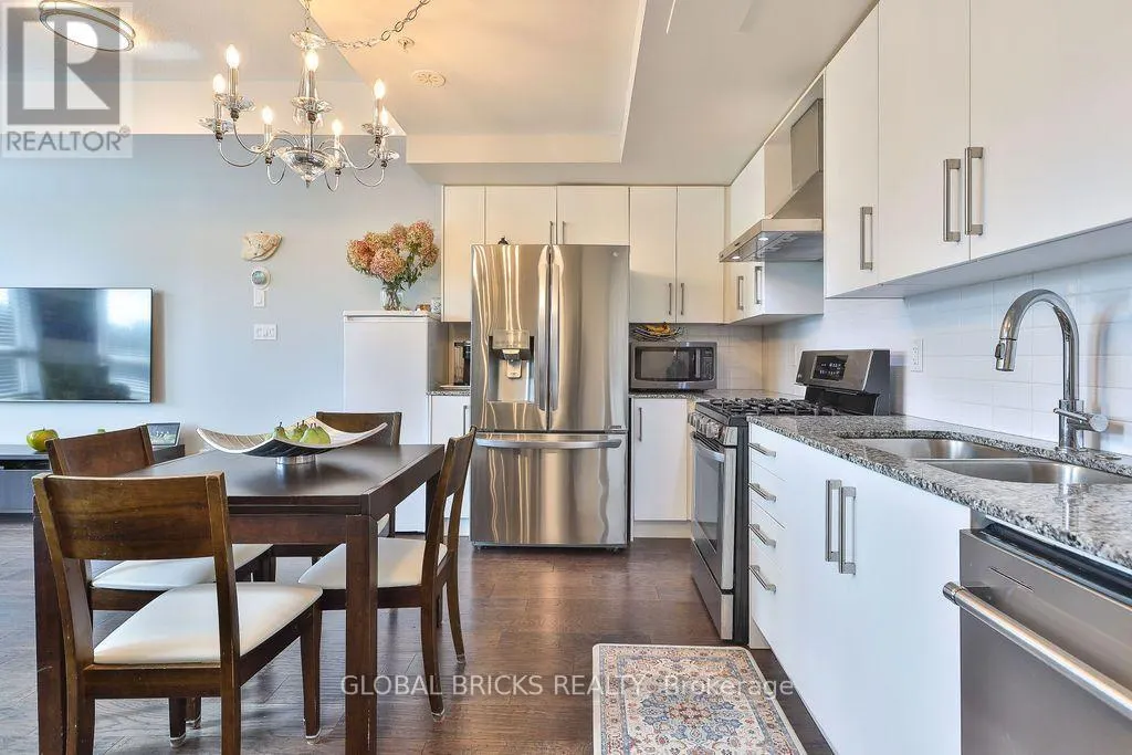 #38 - 1870 ALTONA ROAD