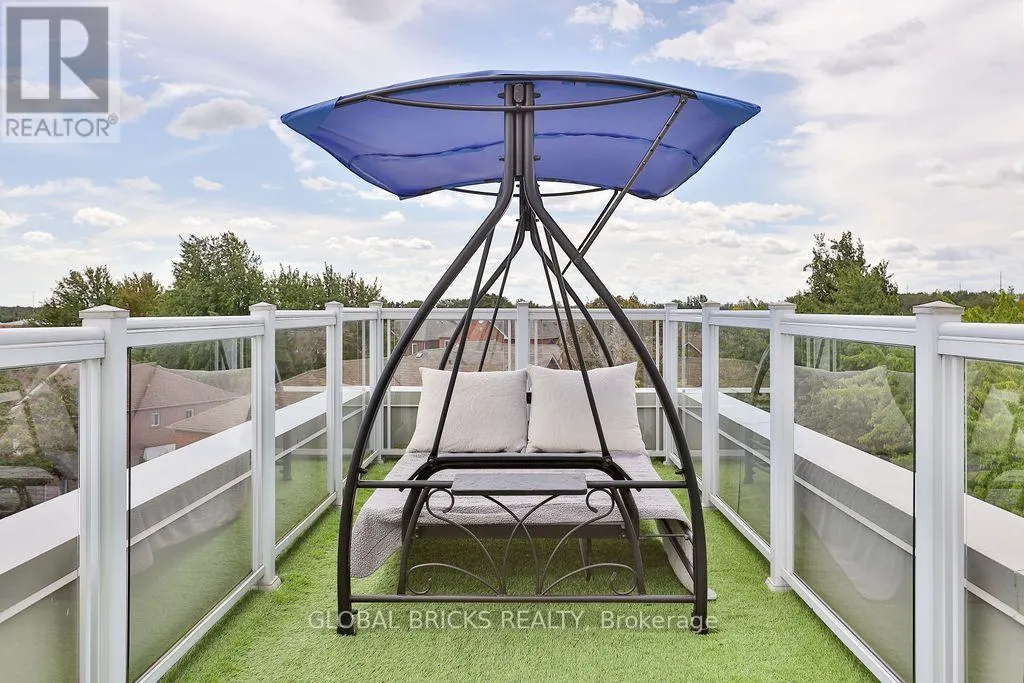 #38 - 1870 ALTONA ROAD