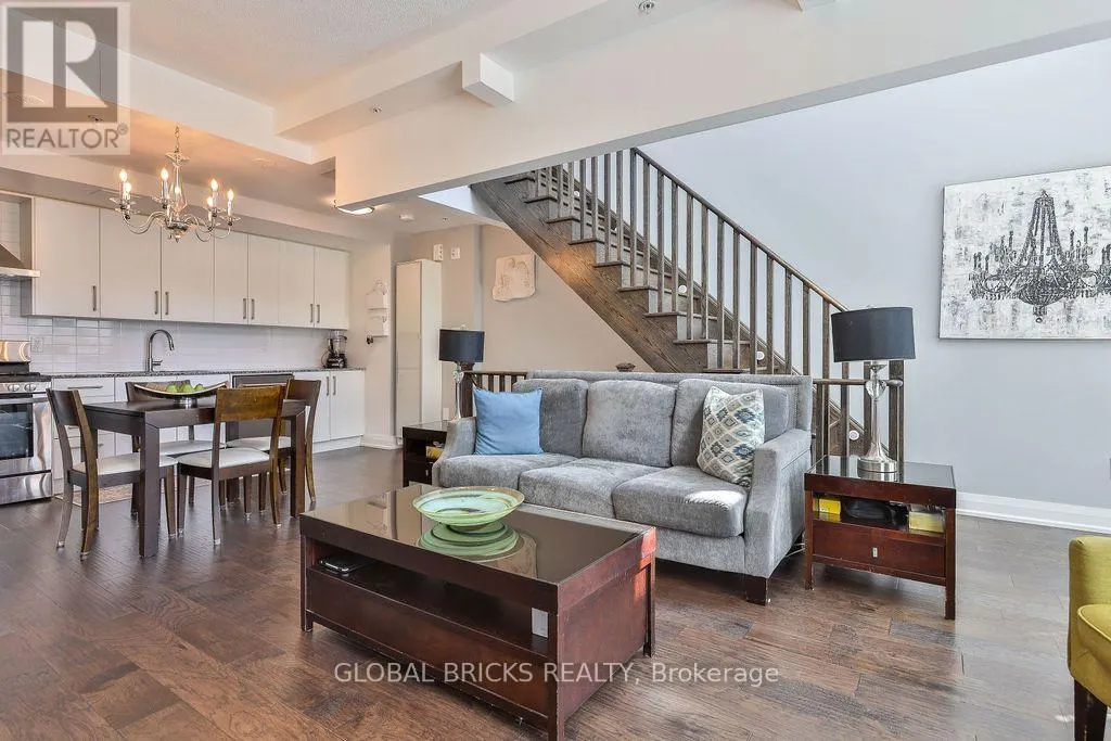#38 - 1870 ALTONA ROAD