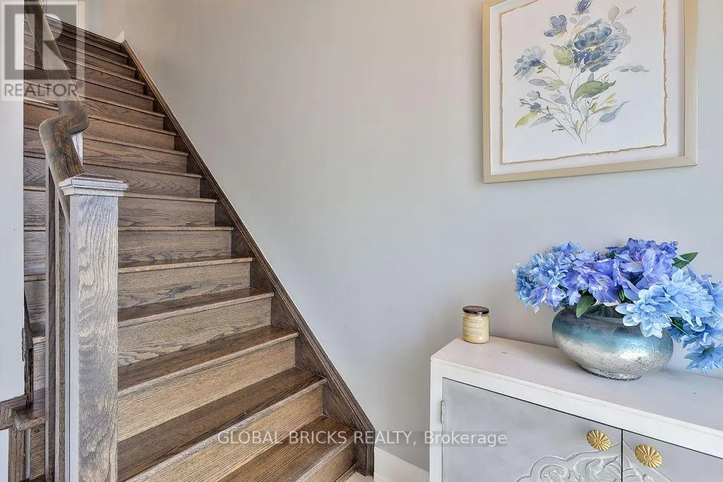 #38 - 1870 ALTONA ROAD
