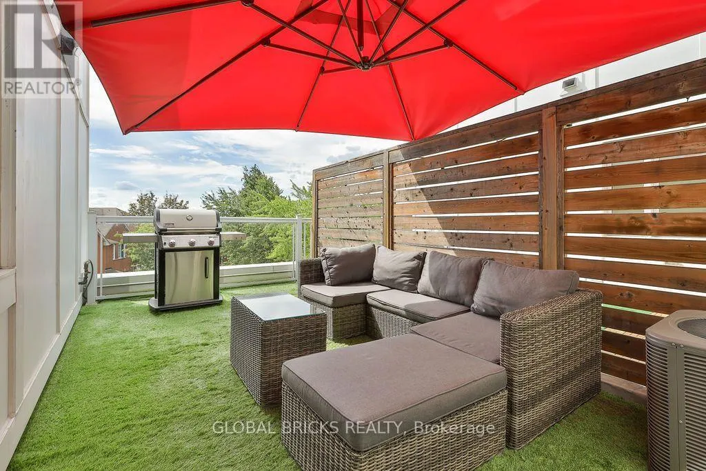 #38 - 1870 ALTONA ROAD