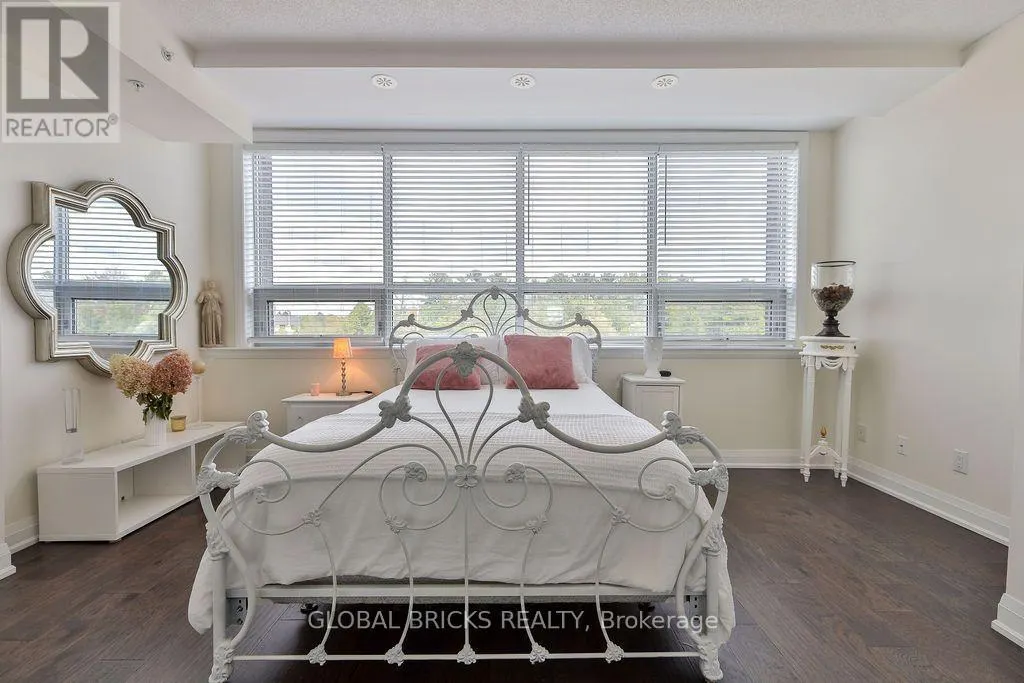 #38 - 1870 ALTONA ROAD