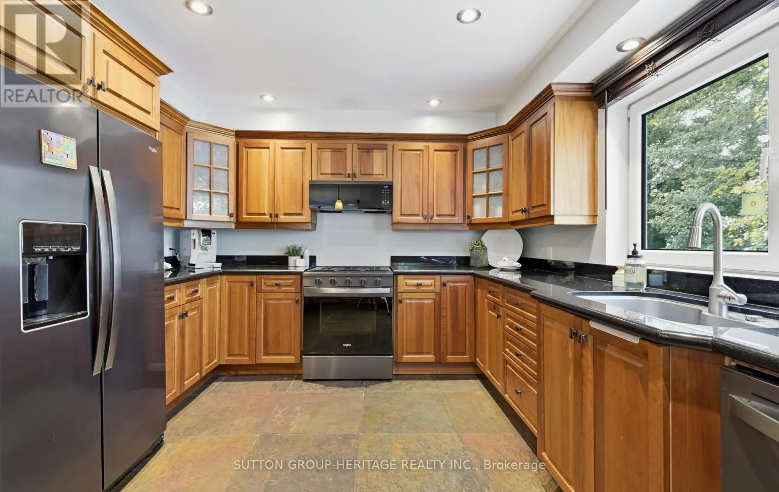 62 LAKESIDE BEACH ROAD