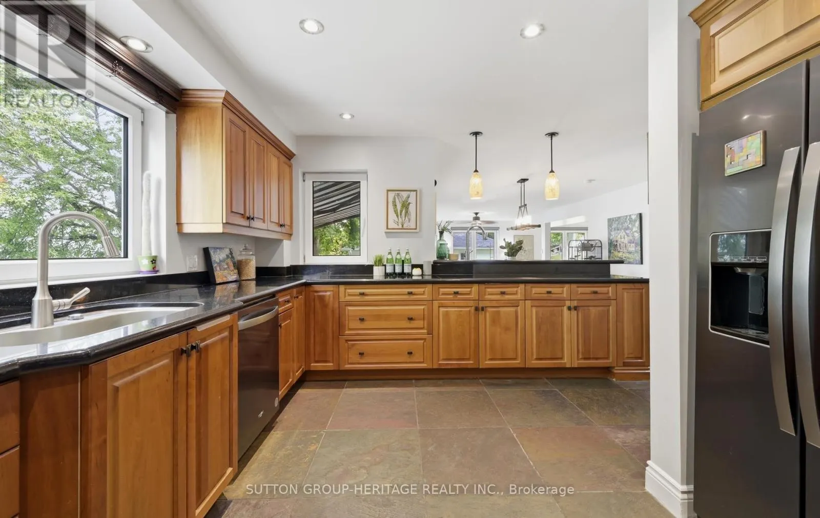 62 LAKESIDE BEACH ROAD