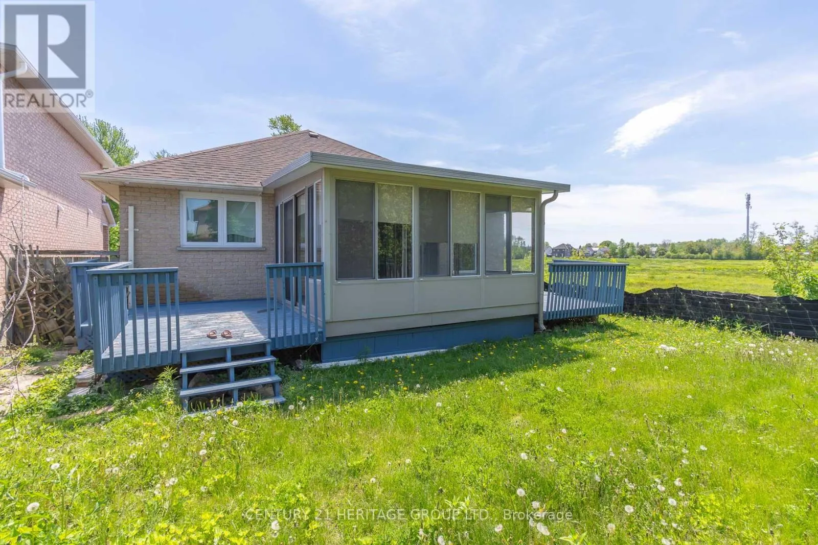 305 SANDRINGHAM DRIVE