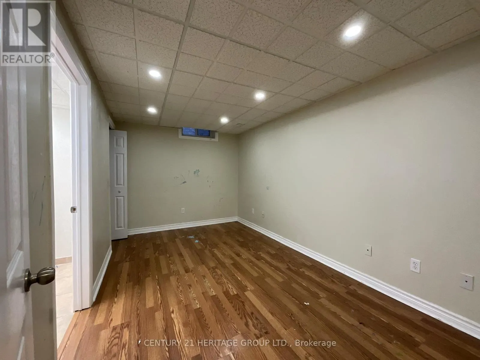 305 SANDRINGHAM DRIVE