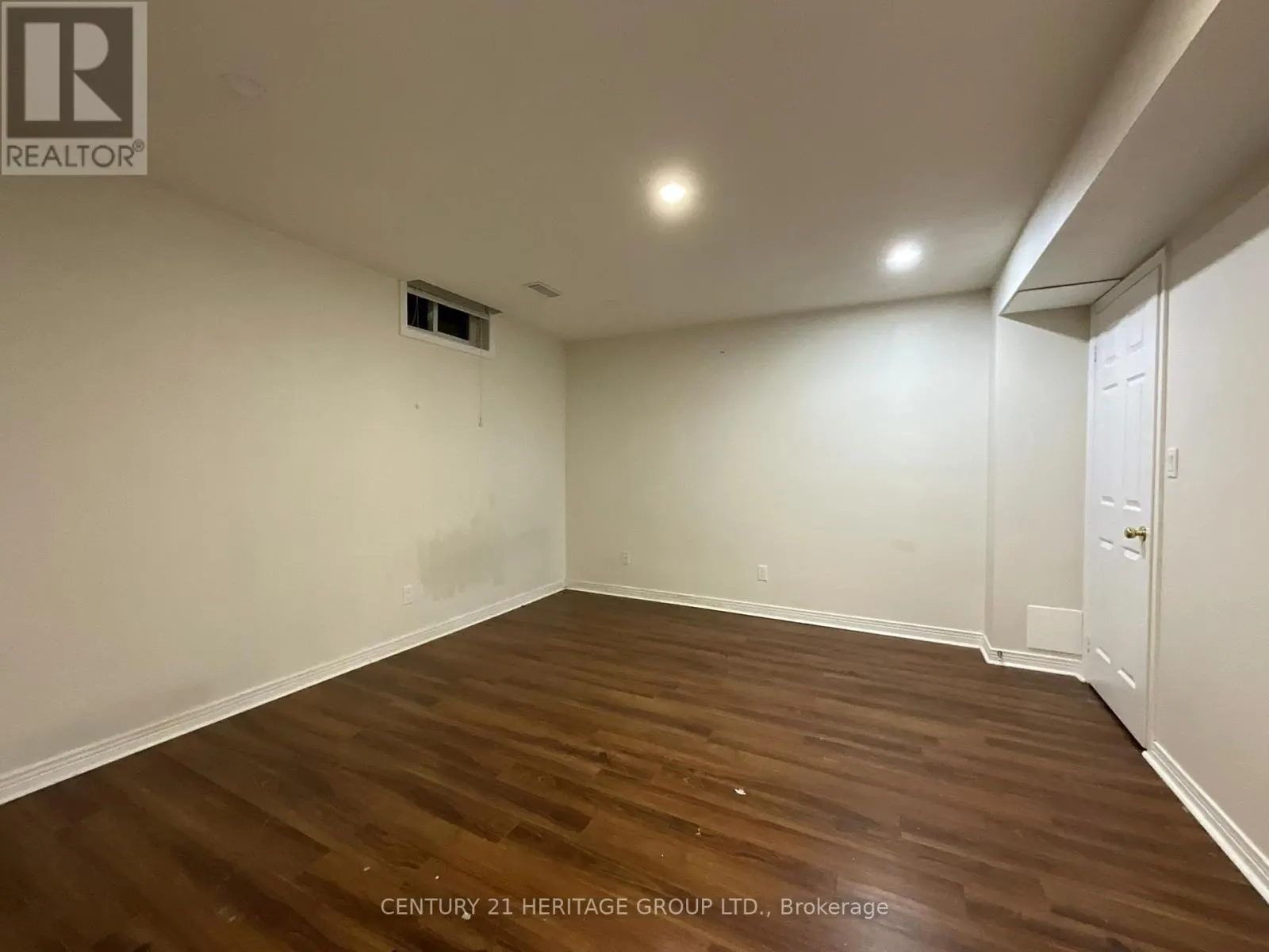 305 SANDRINGHAM DRIVE