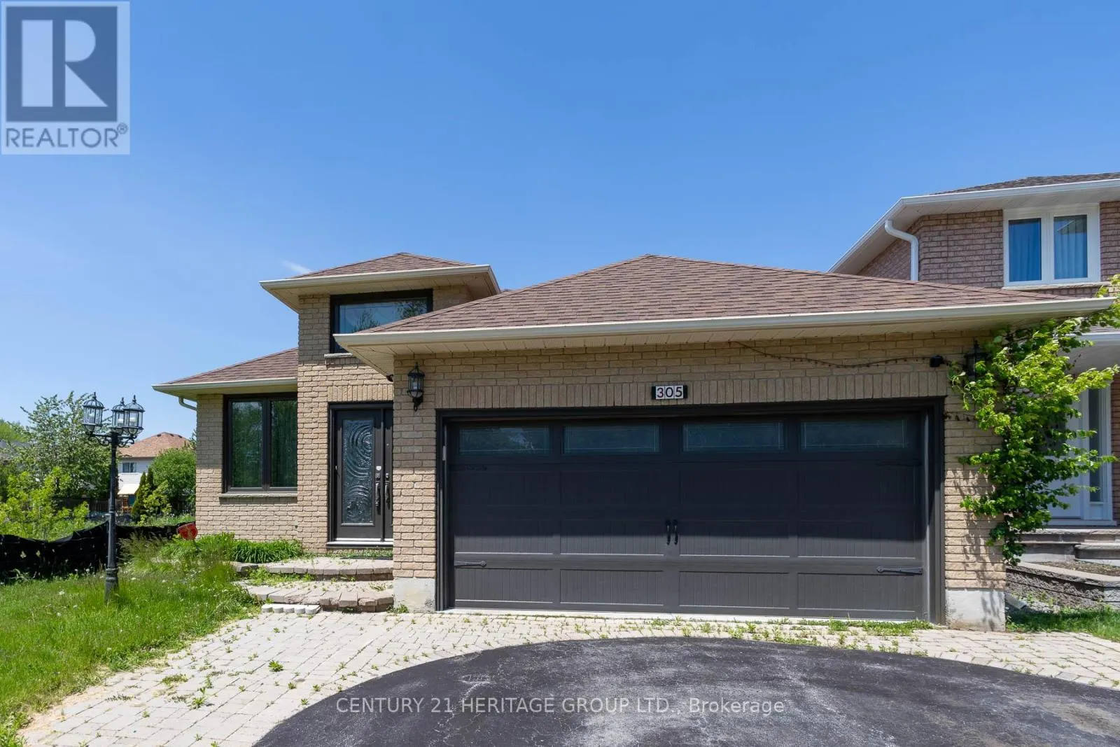 305 SANDRINGHAM DRIVE