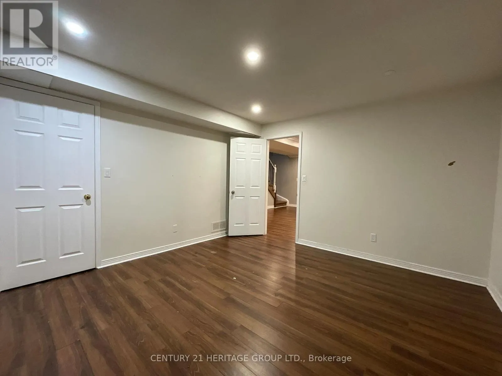 305 SANDRINGHAM DRIVE