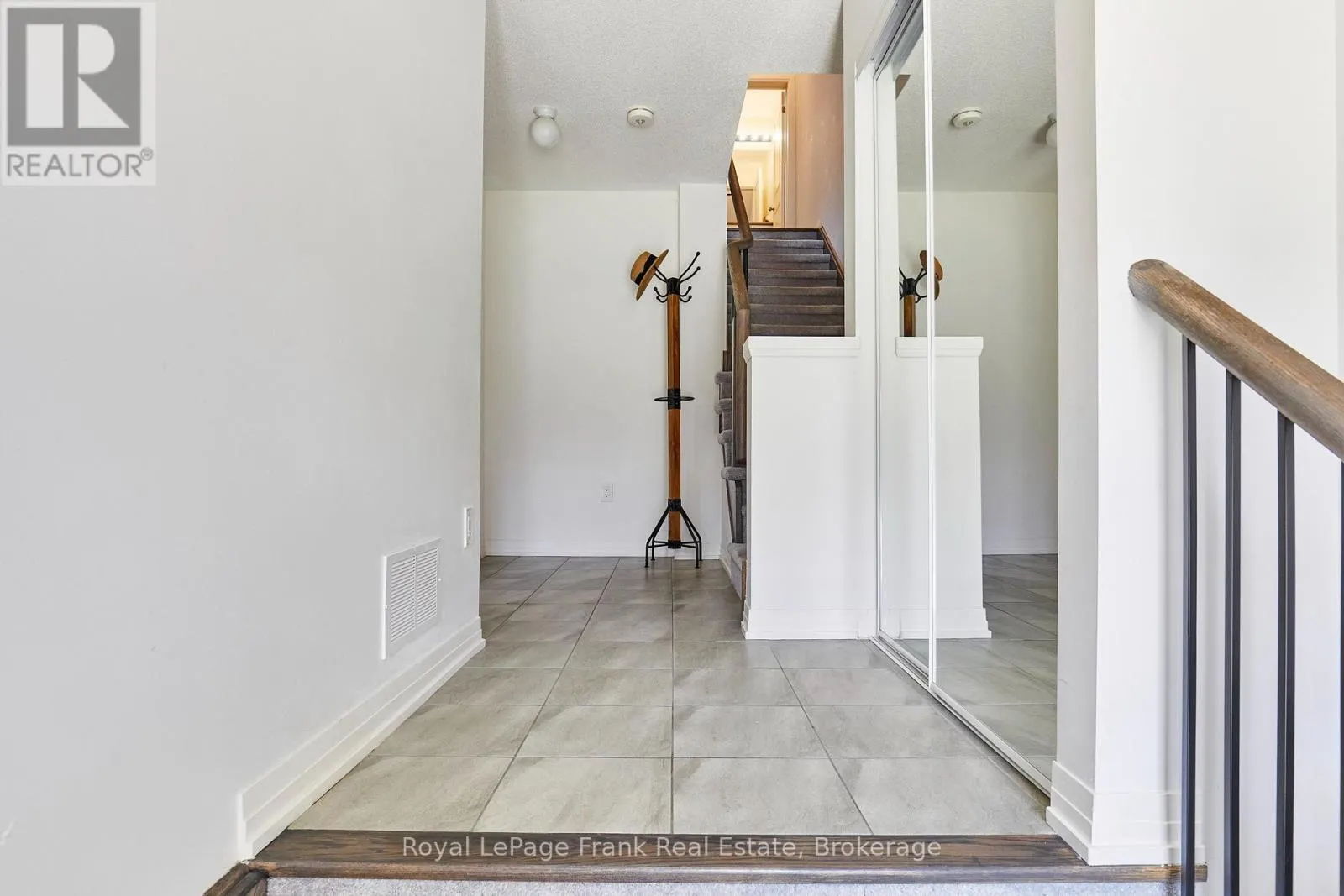 26 CLARINGTON BOULEVARD