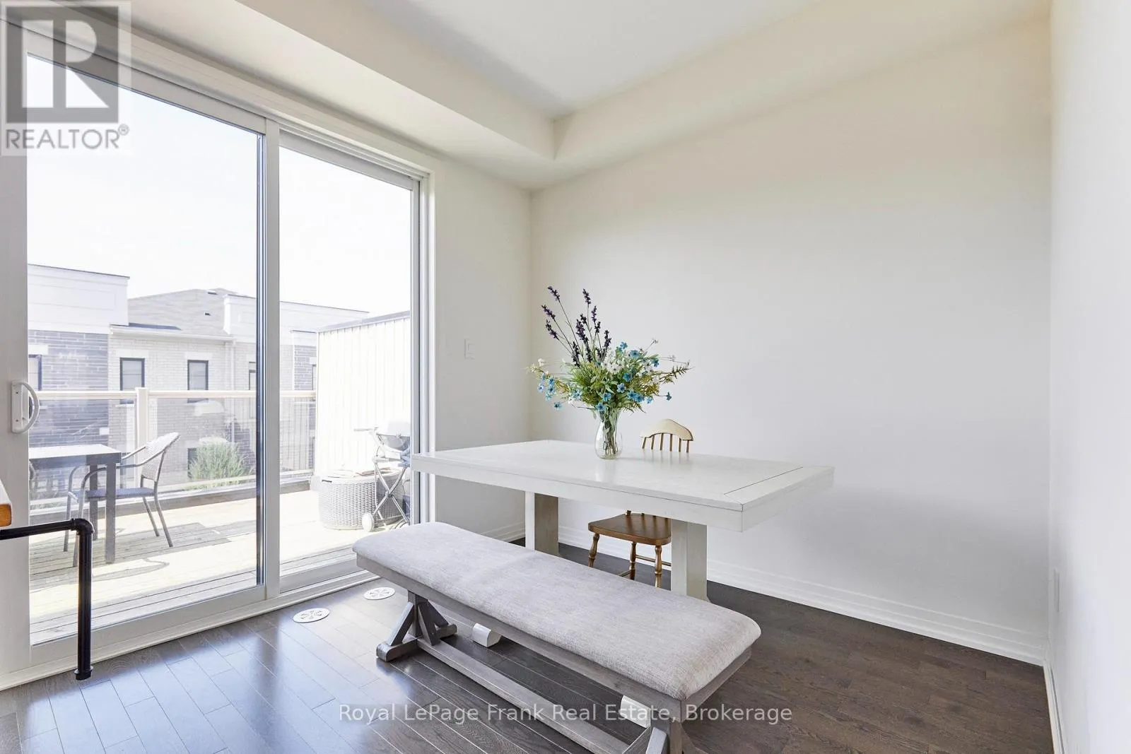 26 CLARINGTON BOULEVARD