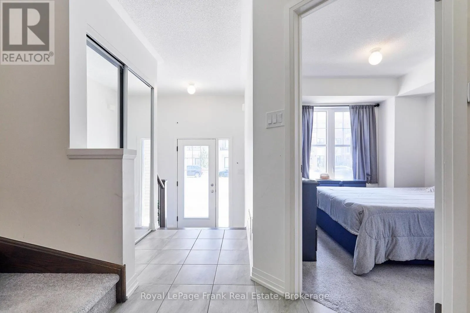 26 CLARINGTON BOULEVARD