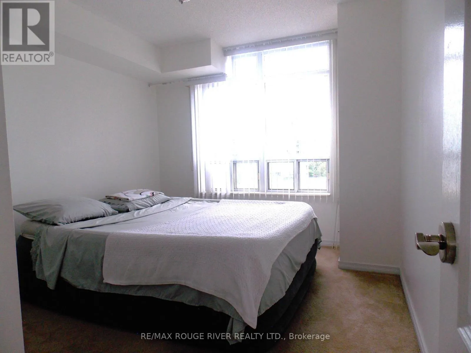 726 - 3650 KINGSTON ROAD